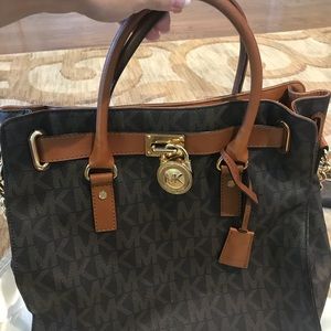 Michael Kors Hamilton Large Tote w/ Lock and Key